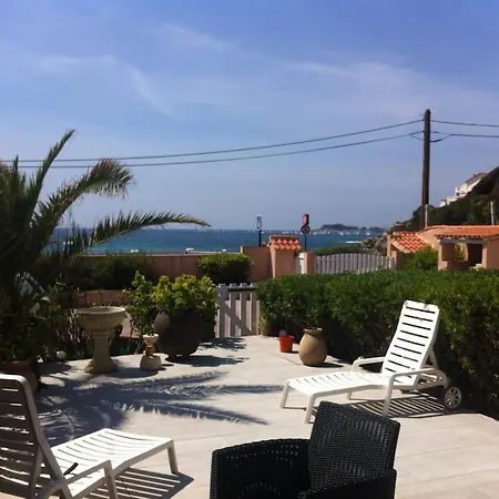 Magnifique Face A La De Beaucours * Sanary-sur-Mer