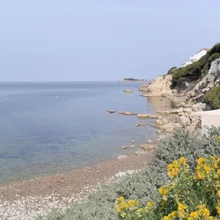 Apartment Magnifique Face A La De Beaucours Sanary-sur-Mer